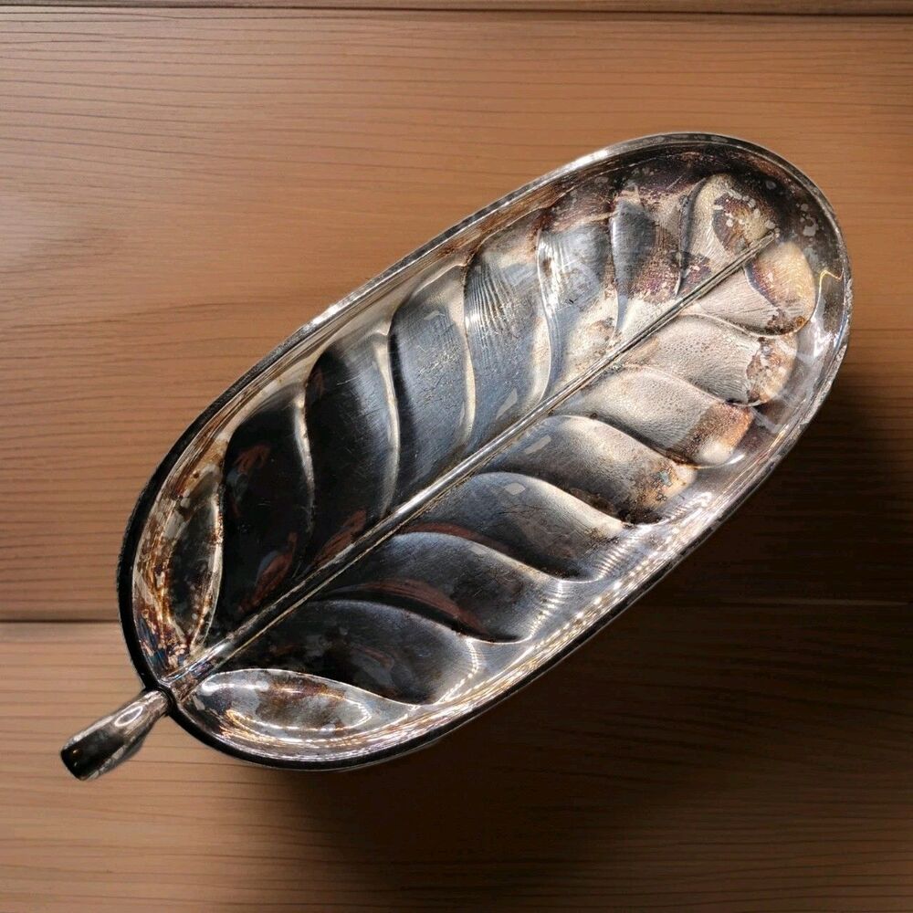 International Silver Co. Silverplate Leaf Design Serving Platter #8120 Vintage